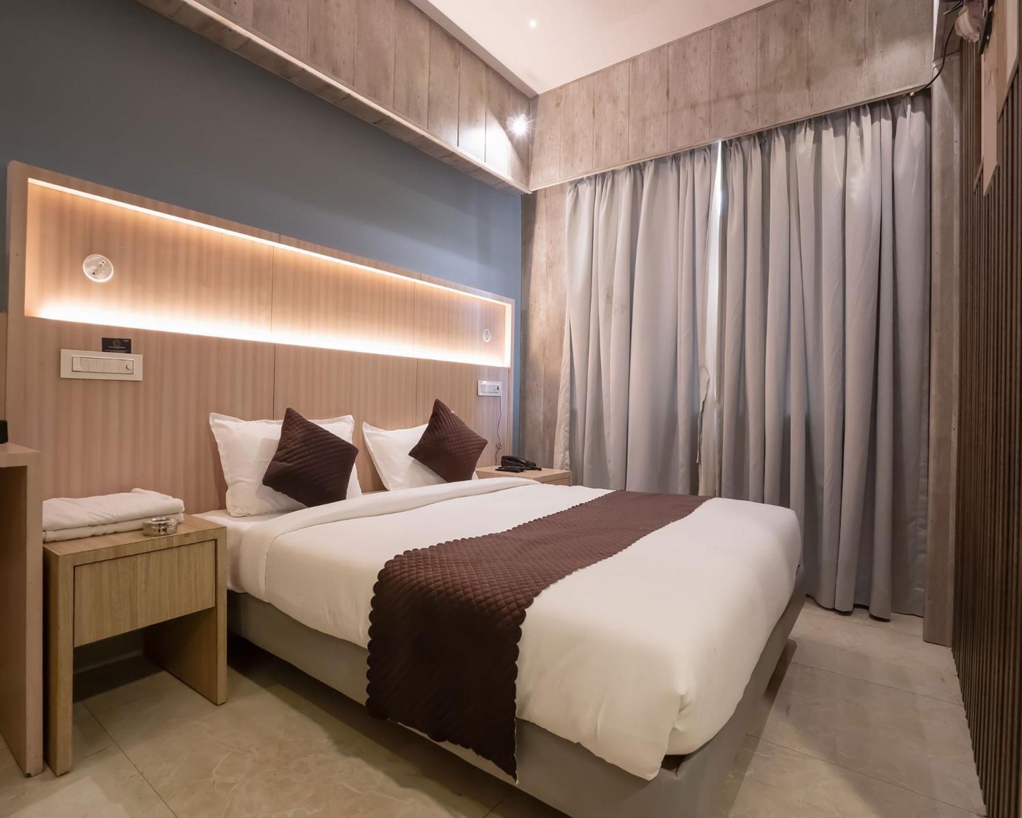 Hotel Grand Seasons- 纳威孟买 外观 照片
